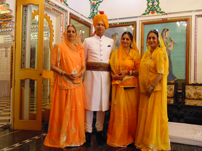 Vijay and sisters