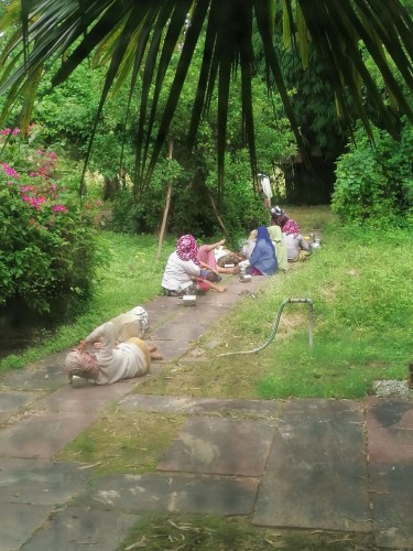 Lunchtime Break from Weeding Rice Aug 2022